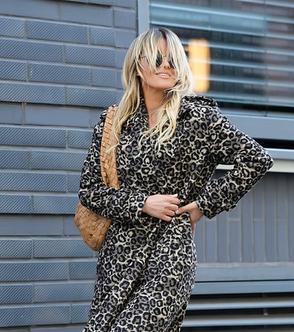 Trench mi-long à imprimé léopard avec épaulettes et ceinture